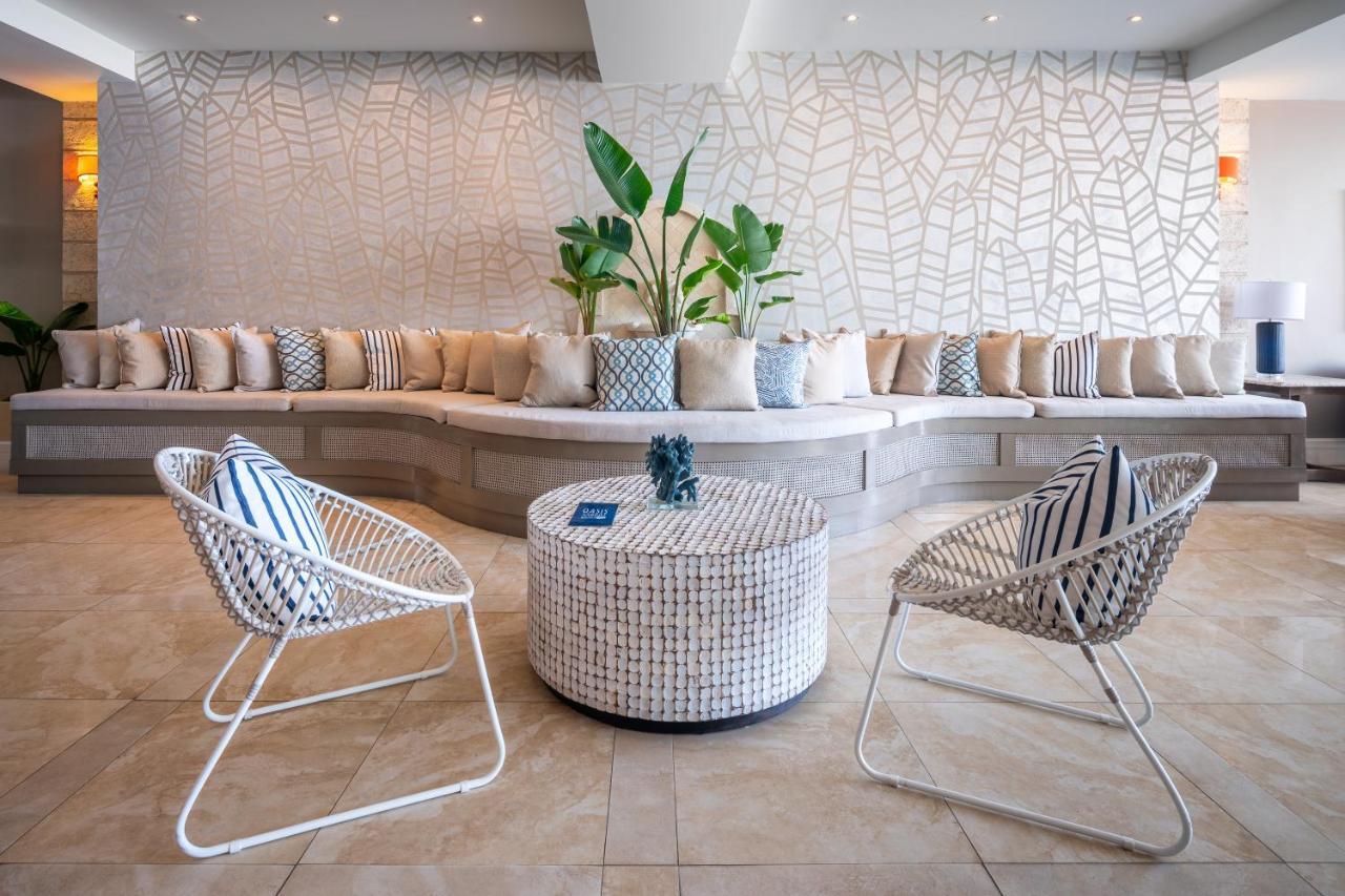 Saint Lawrence Gap Ocean Two Resort - Breakfast Included By Ocean Hotels מראה חיצוני תמונה