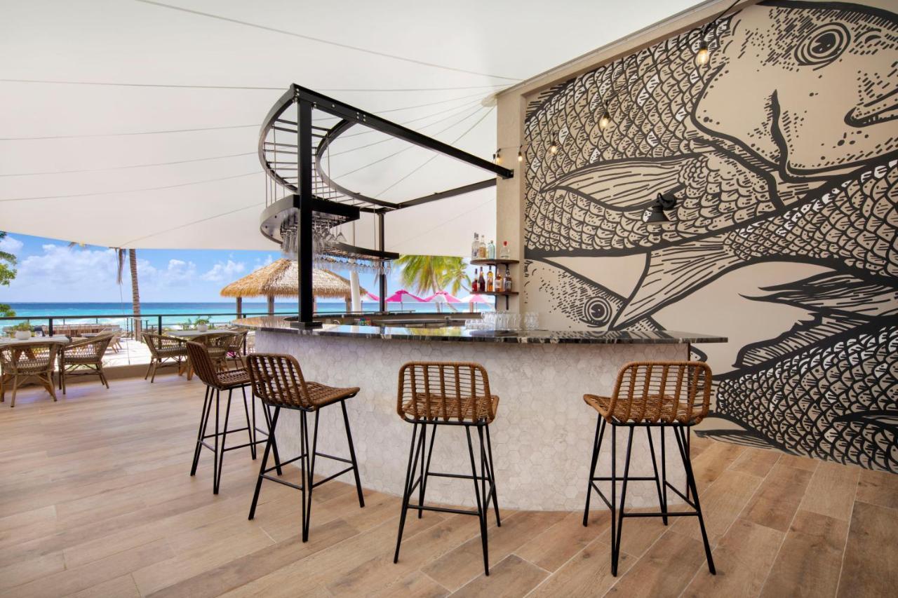 Saint Lawrence Gap Ocean Two Resort - Breakfast Included By Ocean Hotels מראה חיצוני תמונה