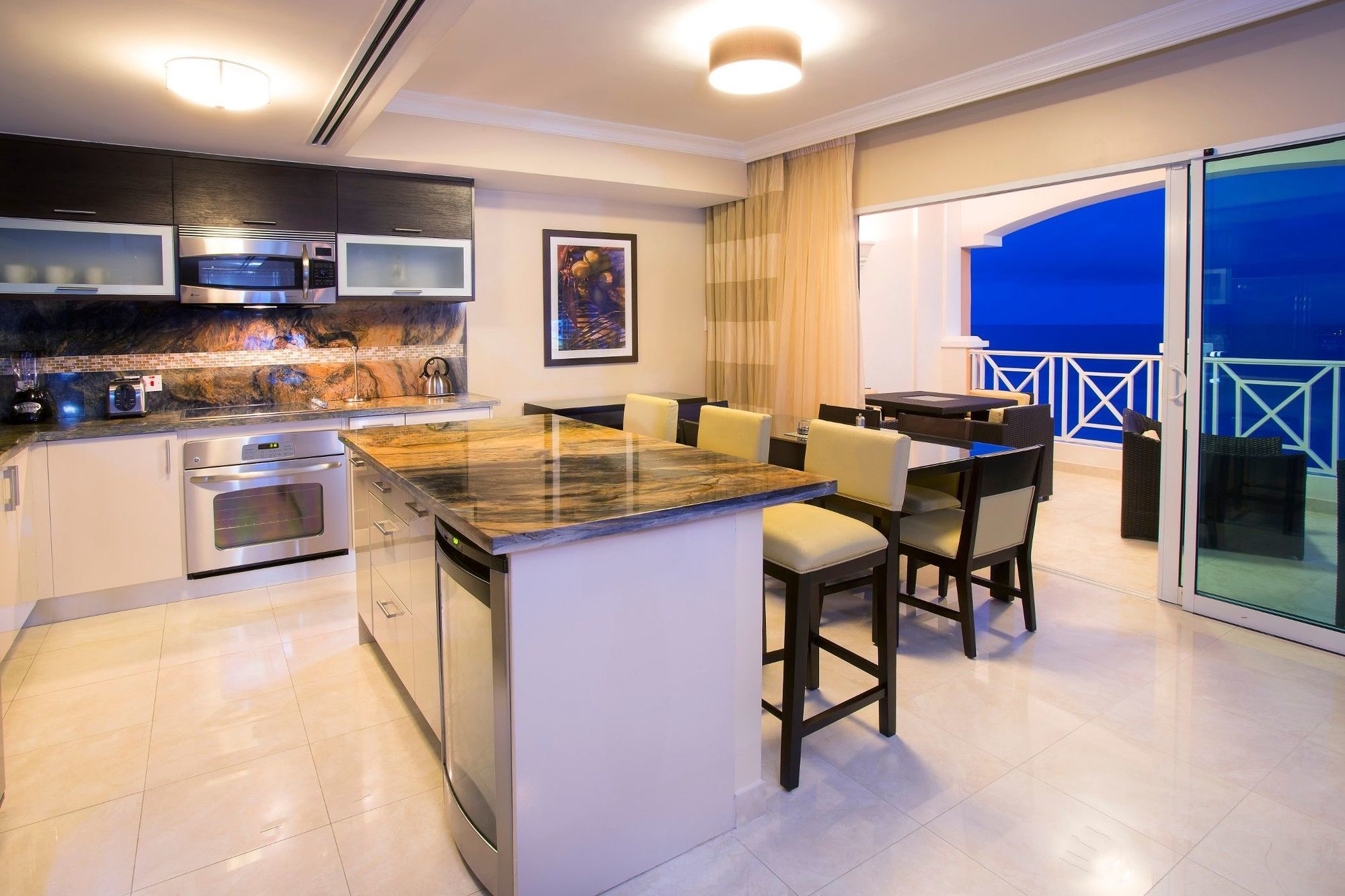 Saint Lawrence Gap Ocean Two Resort - Breakfast Included By Ocean Hotels מראה חיצוני תמונה